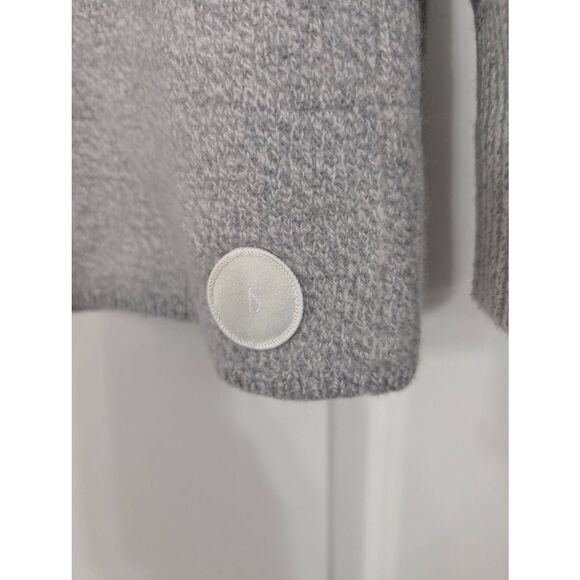 Allbirds Light Gray Women's Crew Neck Sweater - Picture 6 of 10